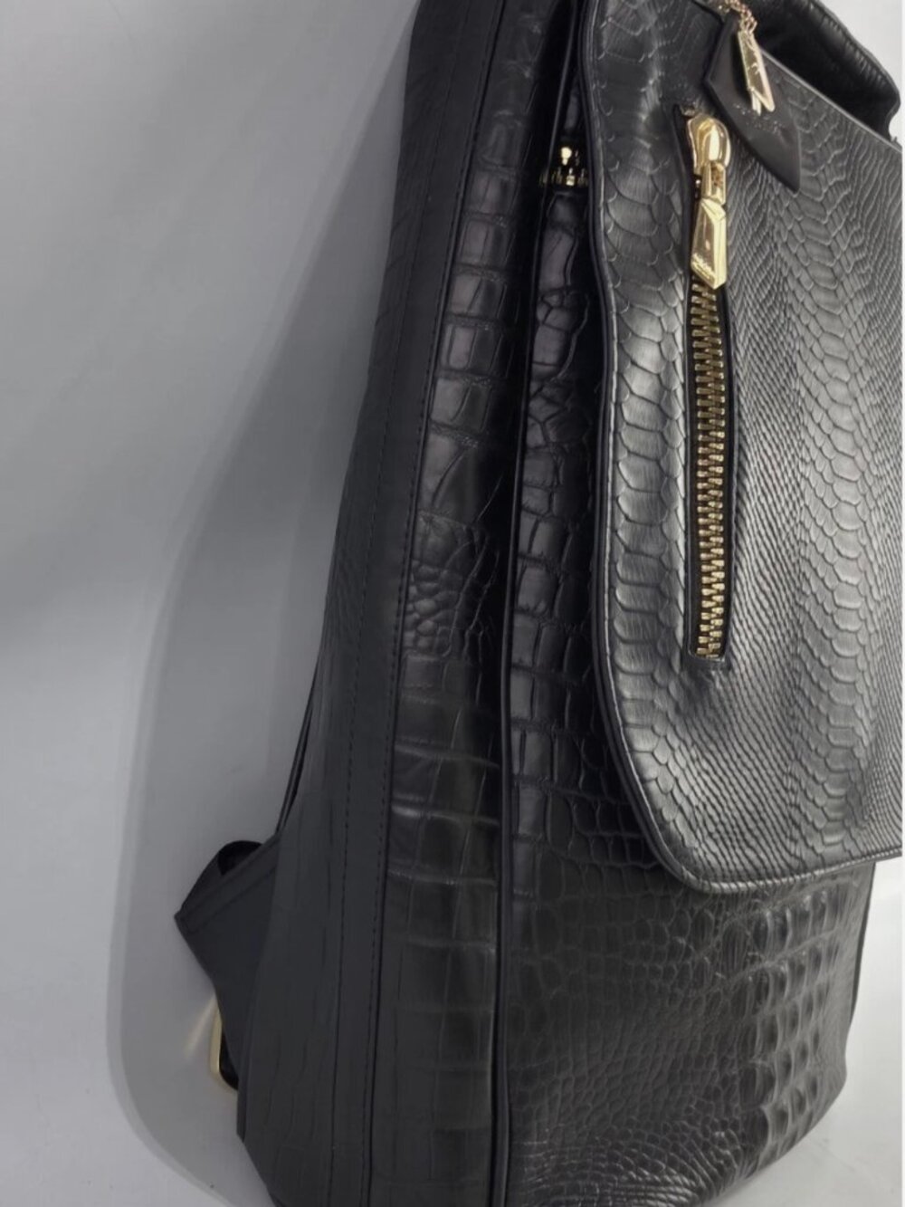Tote and Carry Black Statement Weekender Backpack Croc Embossed Faux Leather - Picture 3 of 6